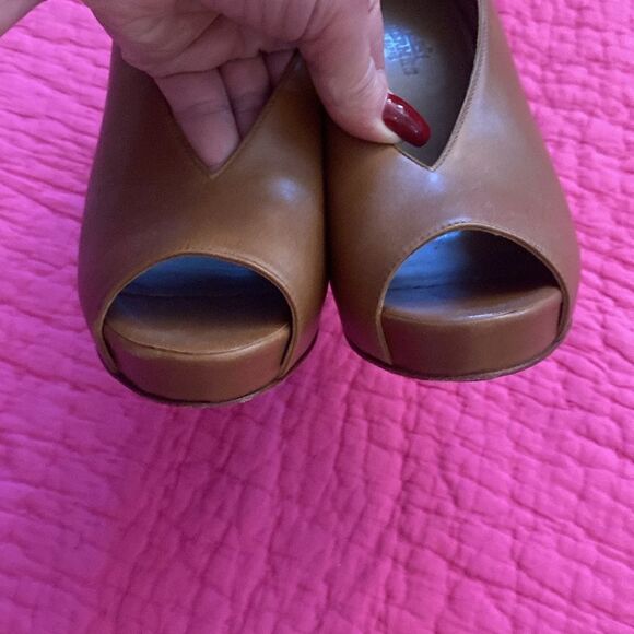 Hermes Brown Leather Heels, US8 - Picture 3 of 12